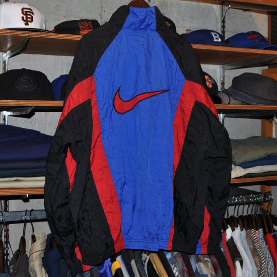 step vintage nike.jpg